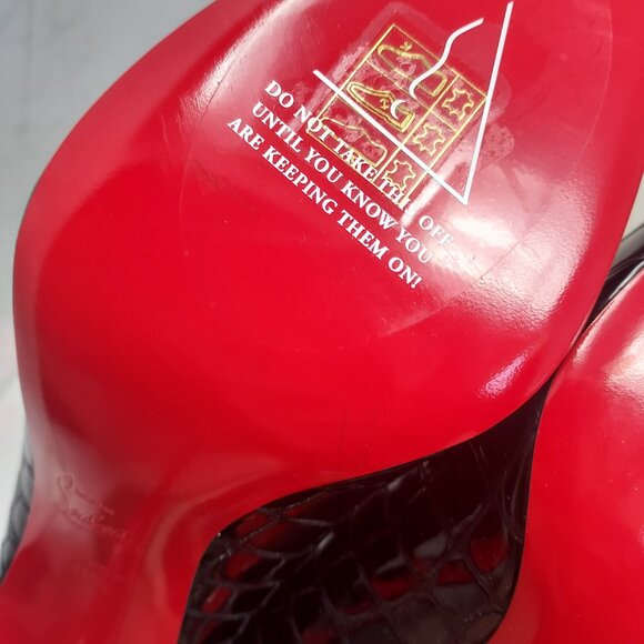 Christian Louboutin Patent Black Kate Croc Crocodile Pump Shoe - Picture 9 of 13